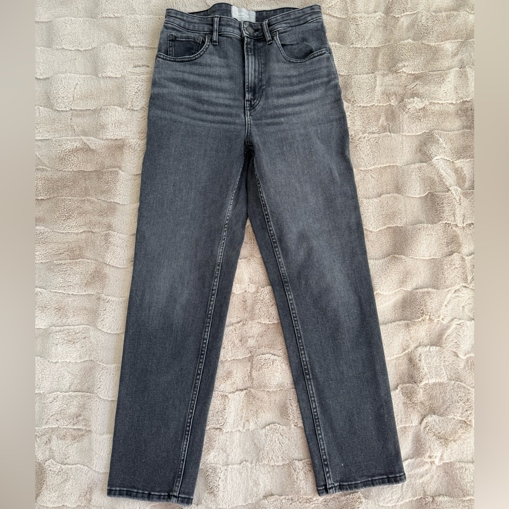 Everlane Women's High Rise Straight Jeans